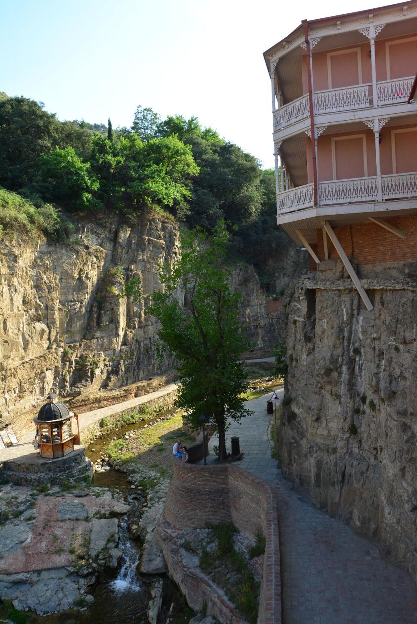 טביליסי Hotel Canyon מראה חיצוני תמונה