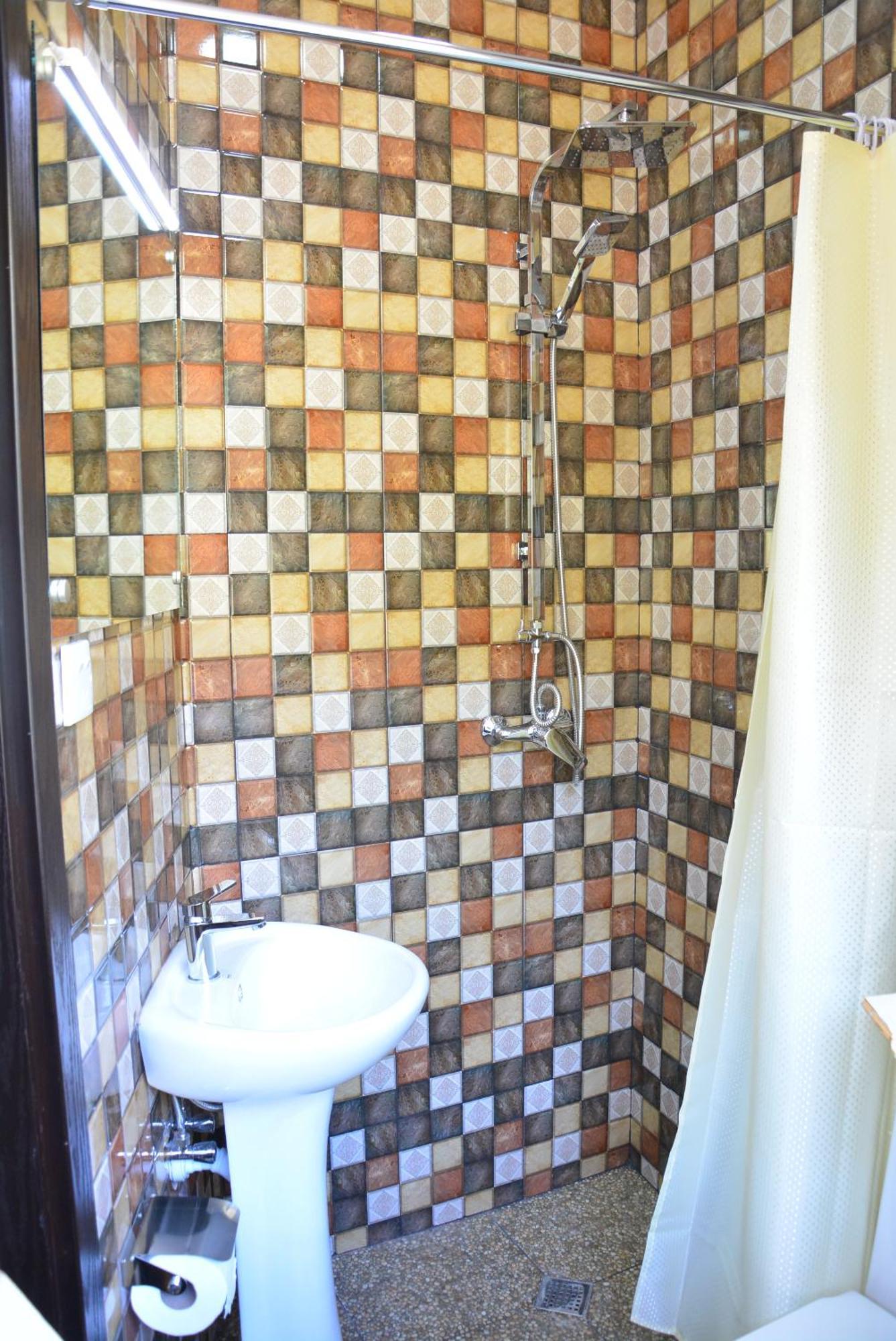 טביליסי Hotel Canyon מראה חיצוני תמונה